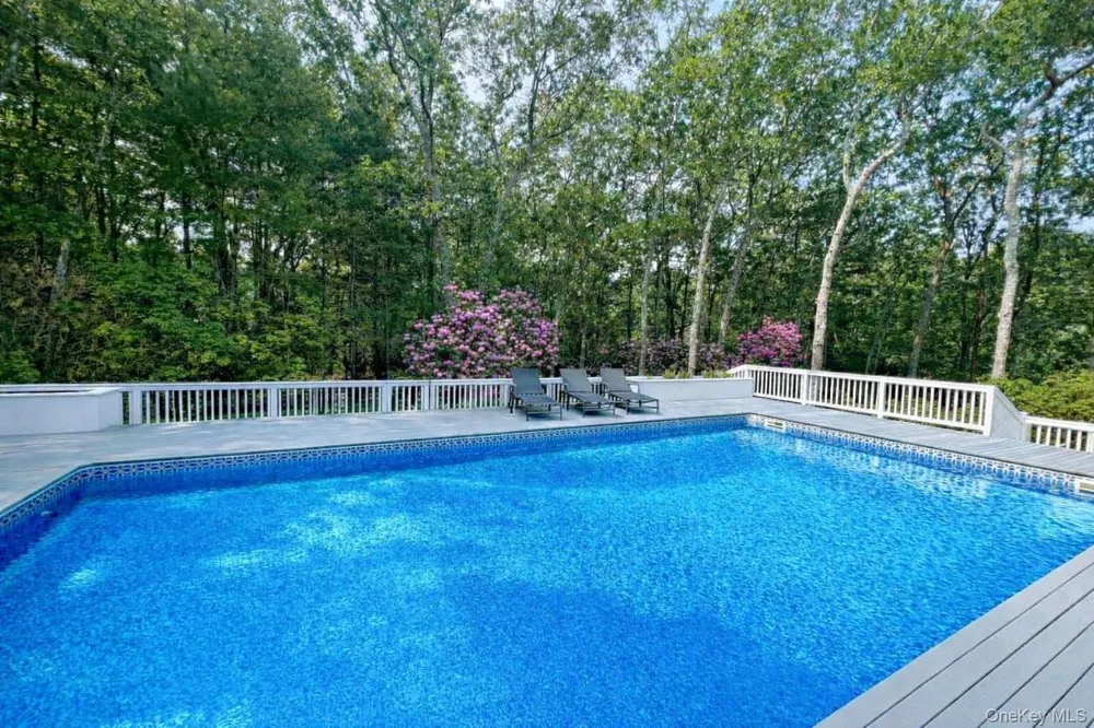 3 Southwood Lane Quogue, NY 11959
