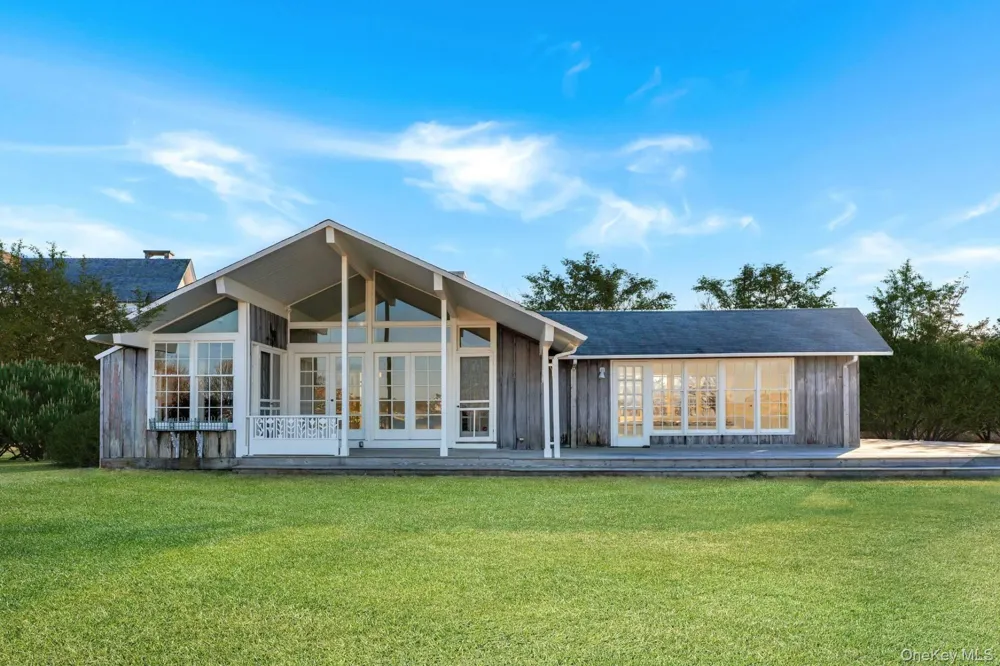 1 Waters Edge Drive Quogue, NY 11959