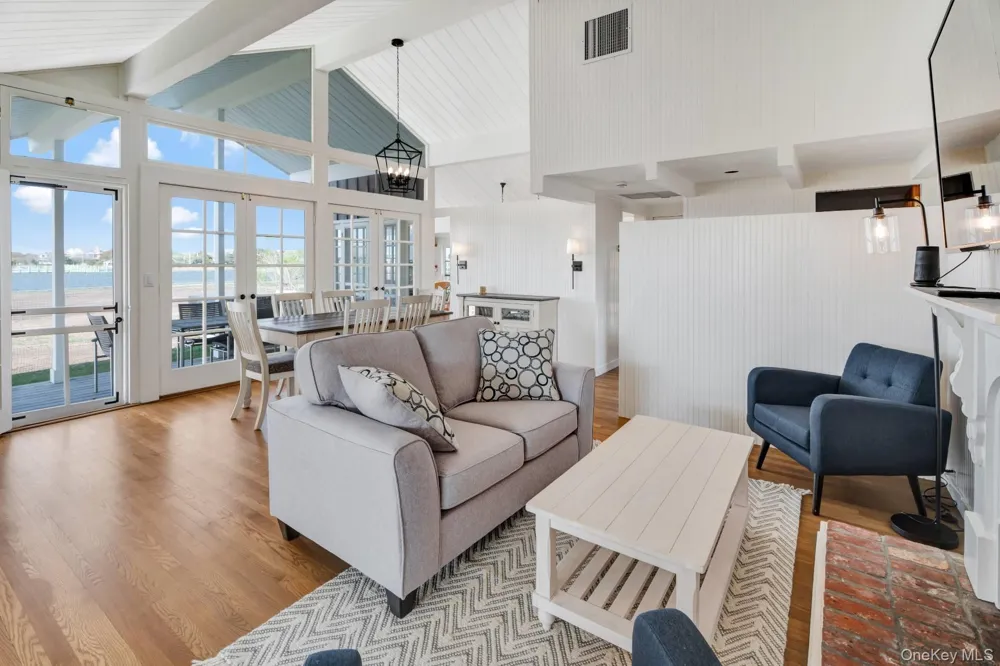 1 Waters Edge Drive Quogue, NY 11959