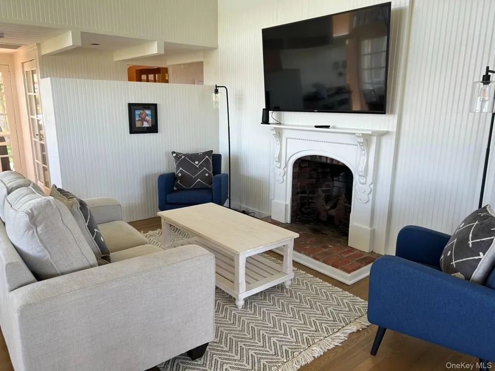 1 Waters Edge Drive Quogue, NY 11959
