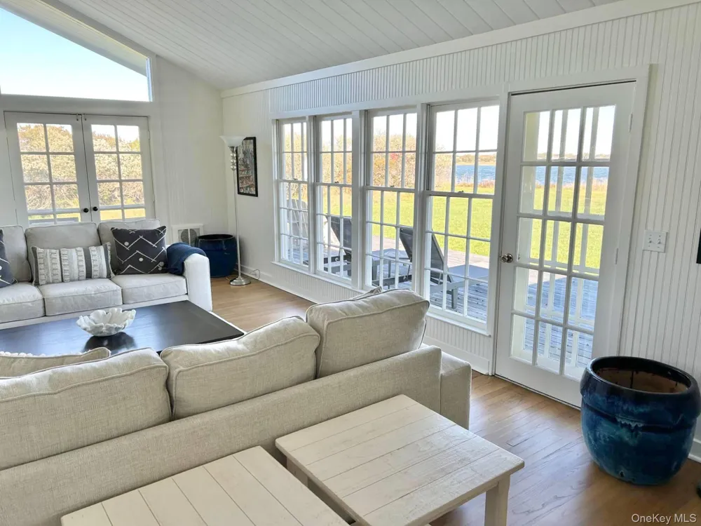 1 Waters Edge Drive Quogue, NY 11959