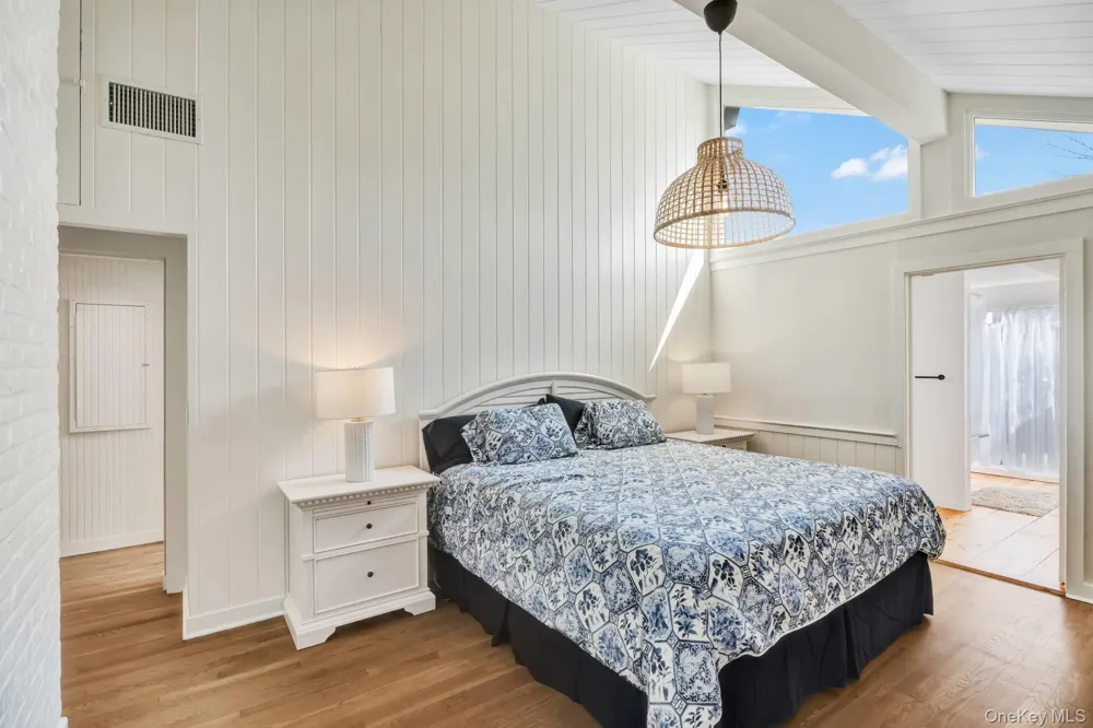 1 Waters Edge Drive Quogue, NY 11959
