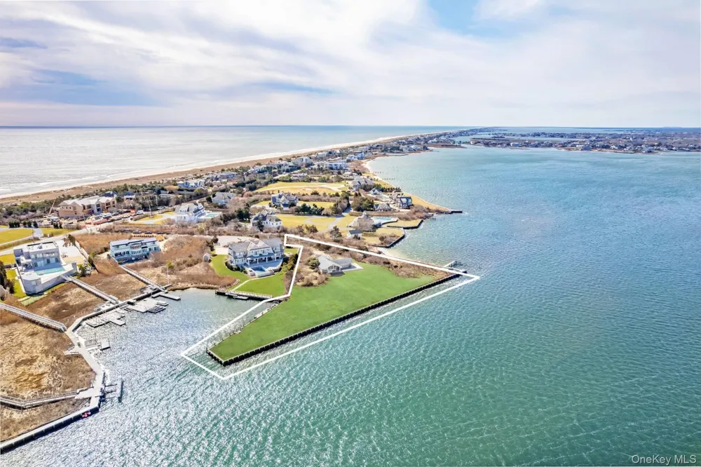 1 Waters Edge Drive Quogue, NY 11959