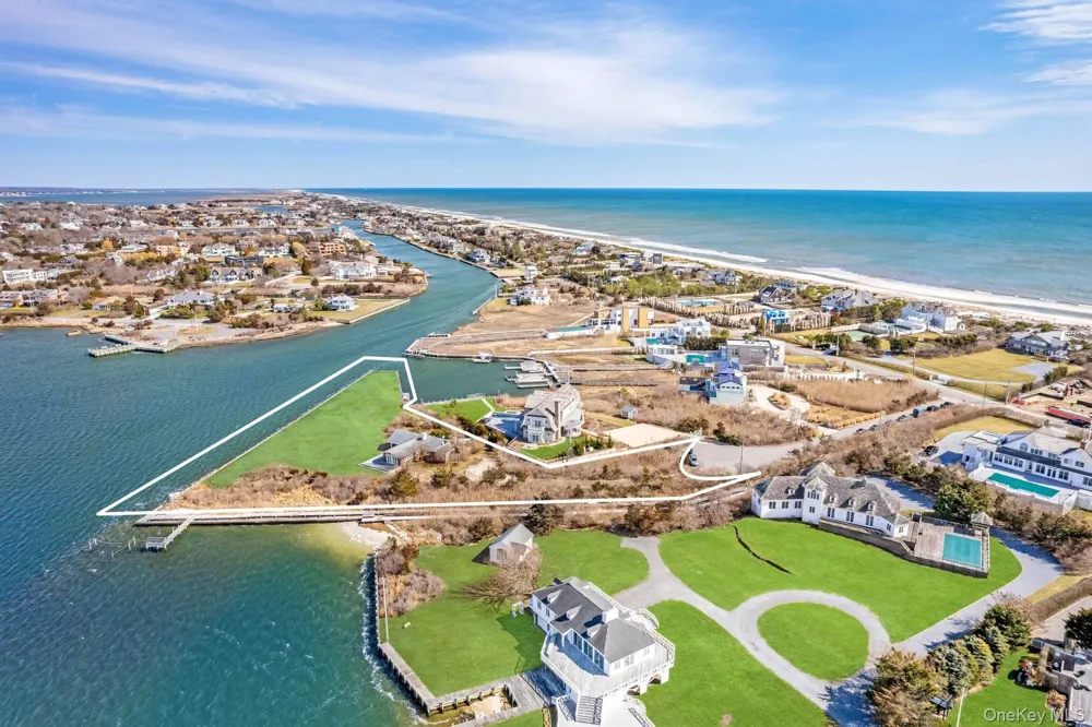 1 Waters Edge Drive Quogue, NY 11959