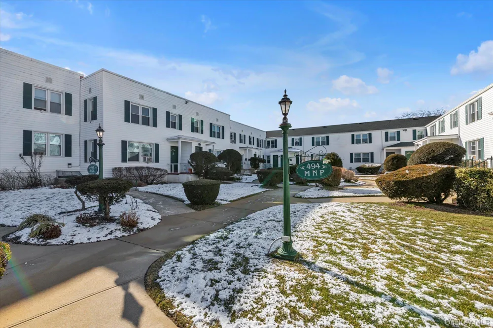 494 S Ocean Avenue #1M Freeport, NY 11520