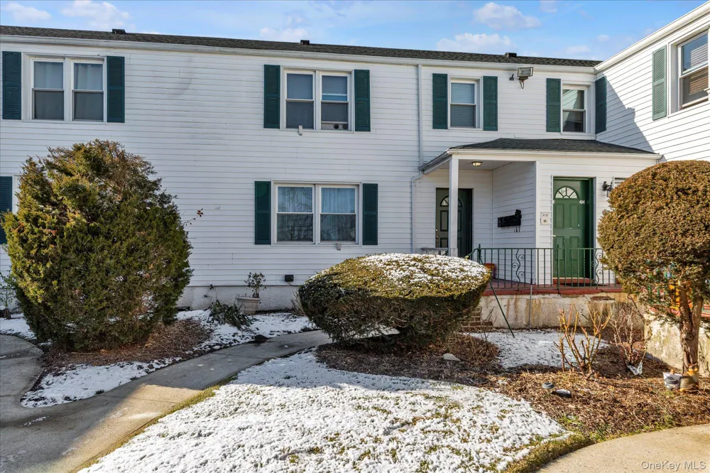 494 S Ocean Avenue #1M Freeport, NY 11520