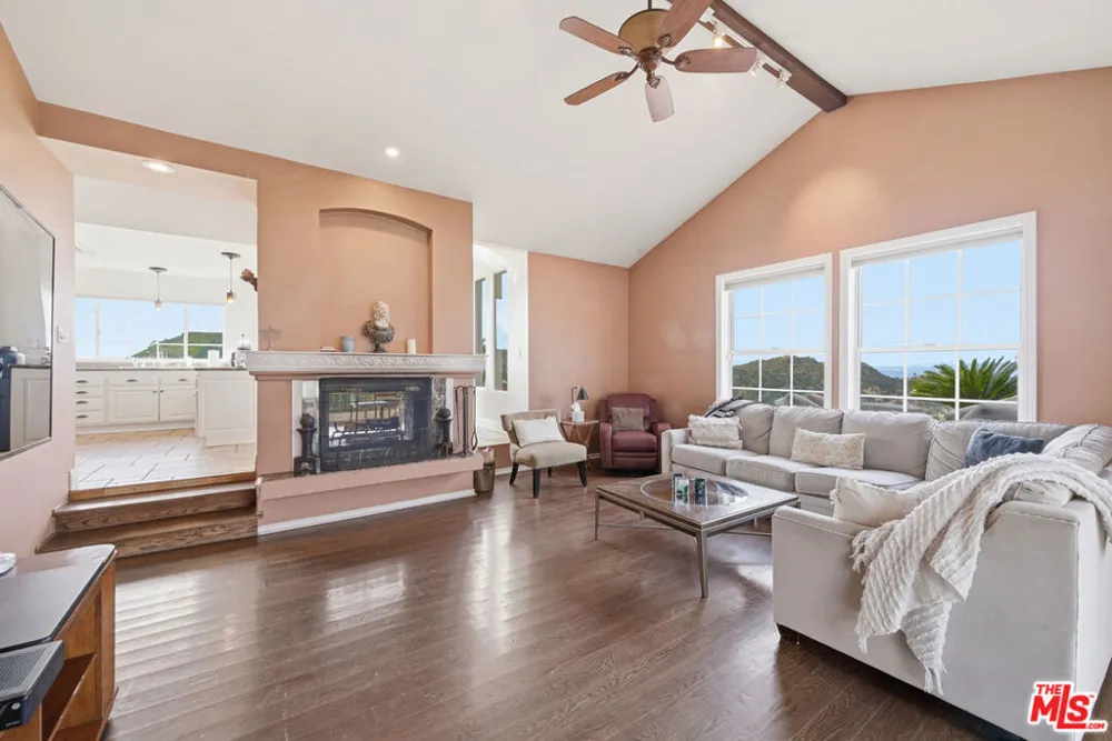 501 Sadie Road Topanga, CA 90290