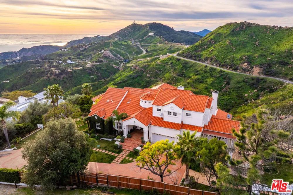 501 Sadie Road Topanga, CA 90290