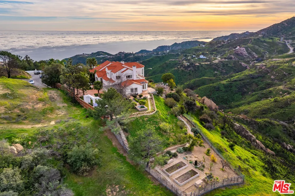501 Sadie Road Topanga, CA 90290