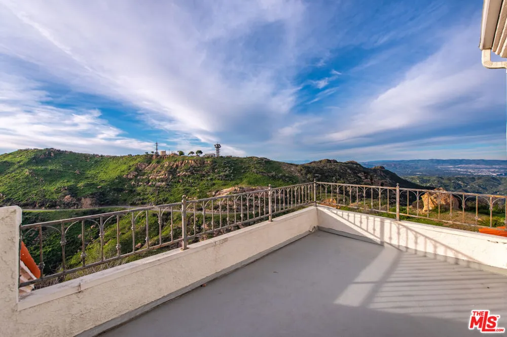 501 Sadie Road Topanga, CA 90290