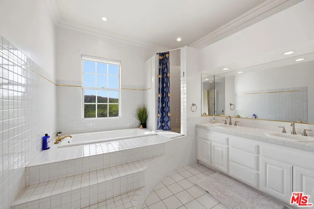 501 Sadie Road Topanga, CA 90290