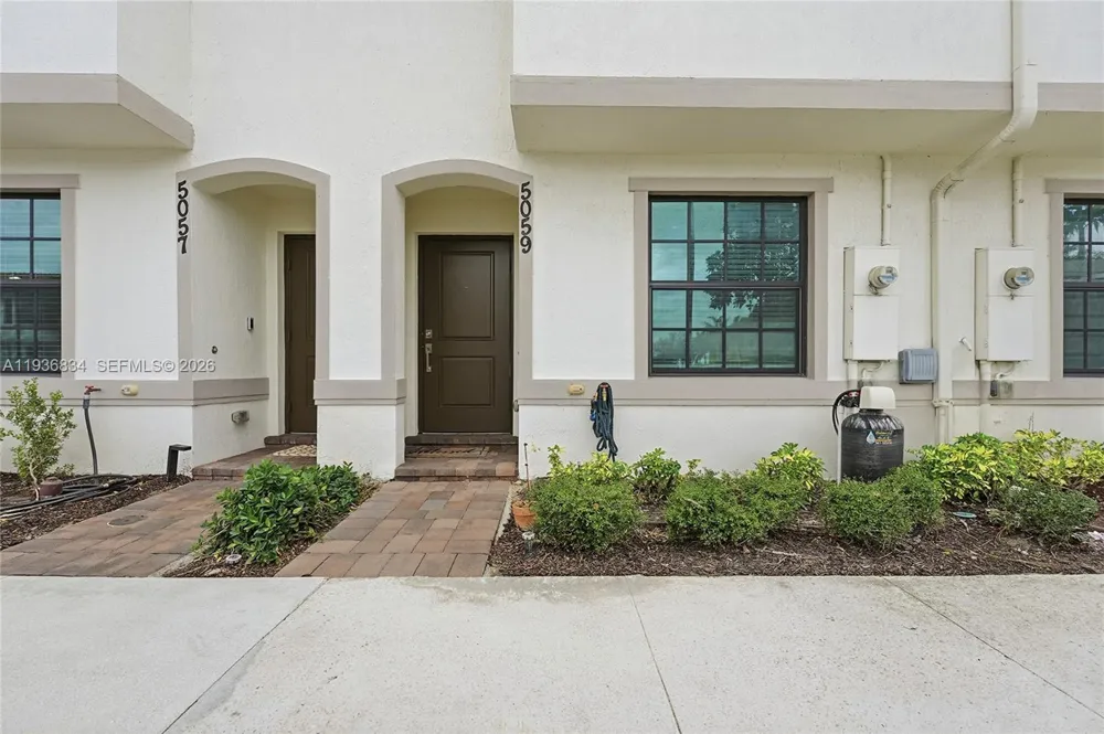 5059 Genove Pl Riviera Beach, FL 33410