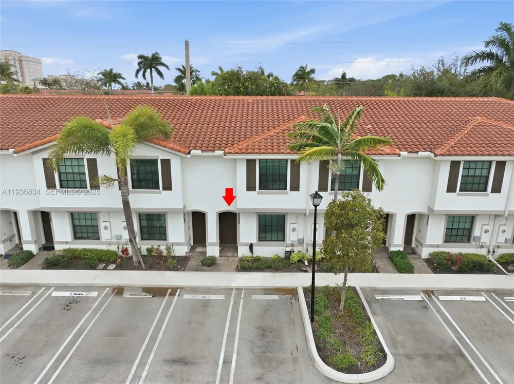 5059 Genove Pl Riviera Beach, FL 33410