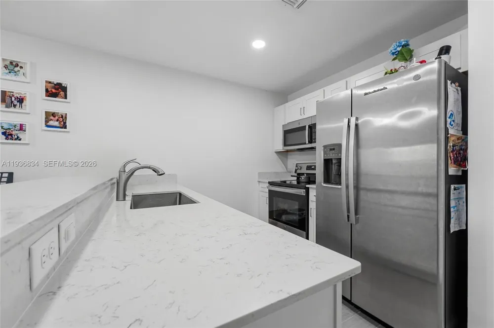 5059 Genove Pl Riviera Beach, FL 33410