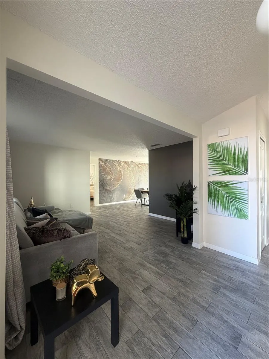 548 GLEN HAVEN DRIVE Deltona, FL 32738
