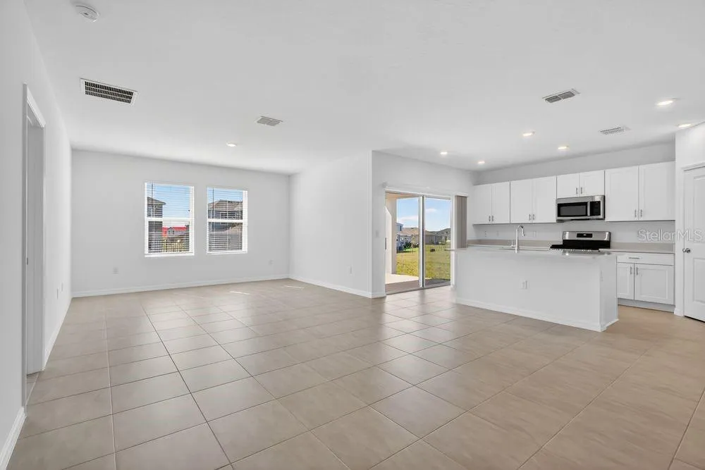217 STREAMWATER WAY Groveland, FL 34736
