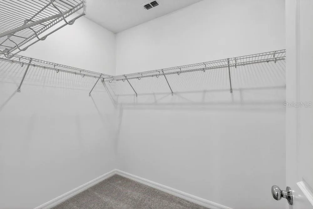 217 STREAMWATER WAY Groveland, FL 34736