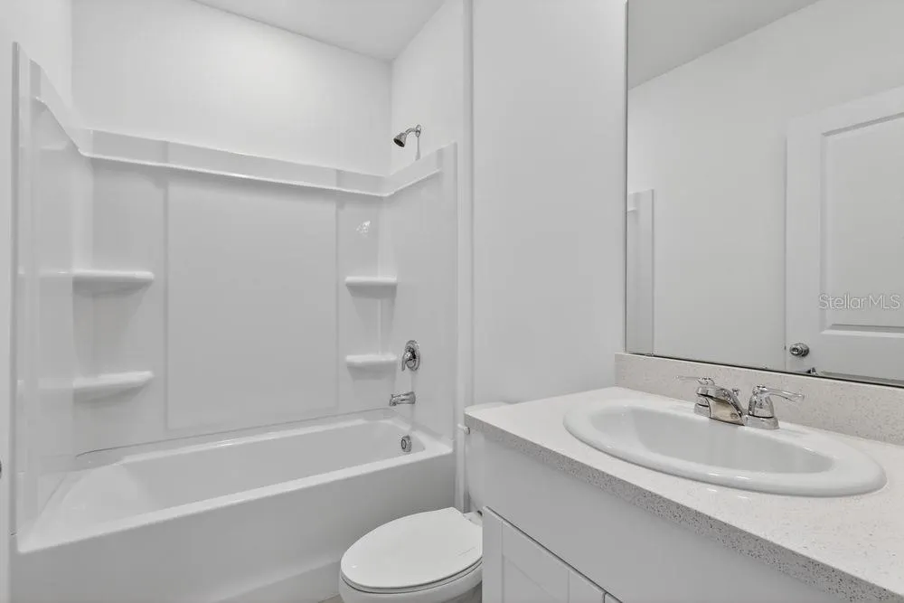 217 STREAMWATER WAY Groveland, FL 34736