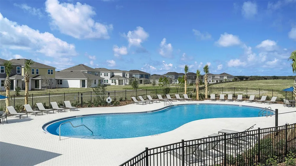 217 STREAMWATER WAY Groveland, FL 34736