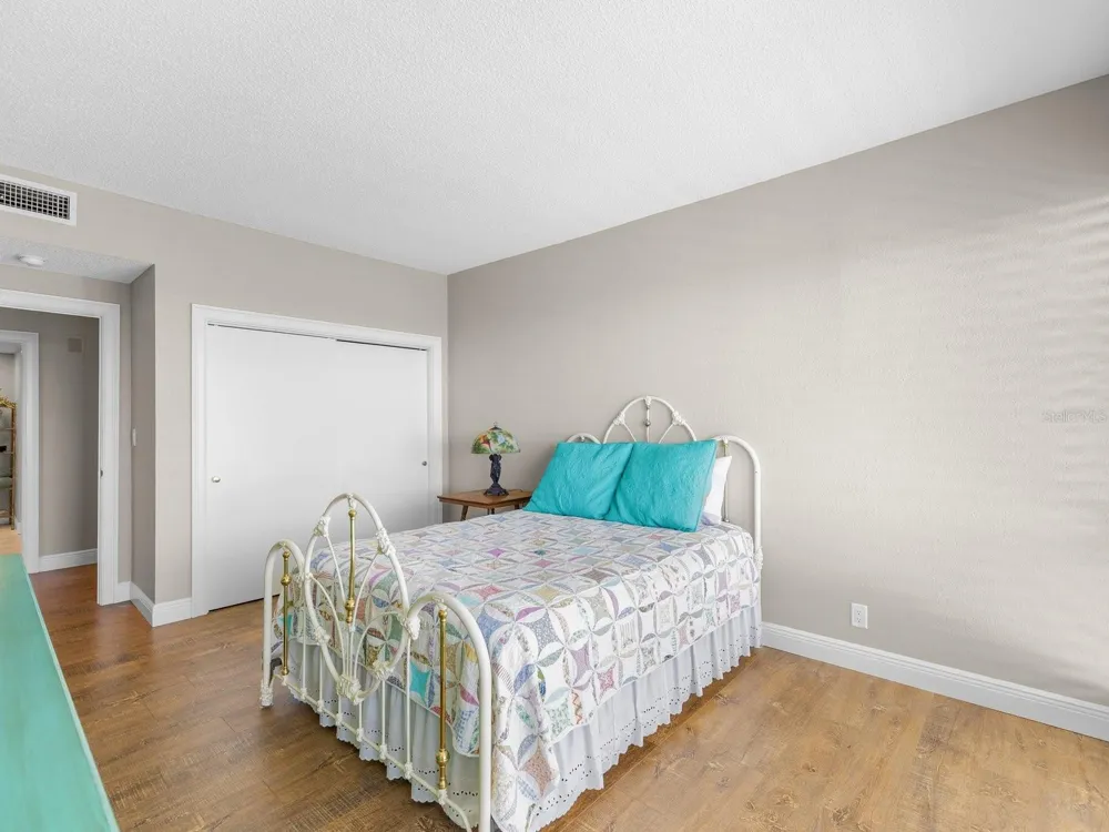 4 BELLEVIEW BOULEVARD #804 Belleair, FL 33756