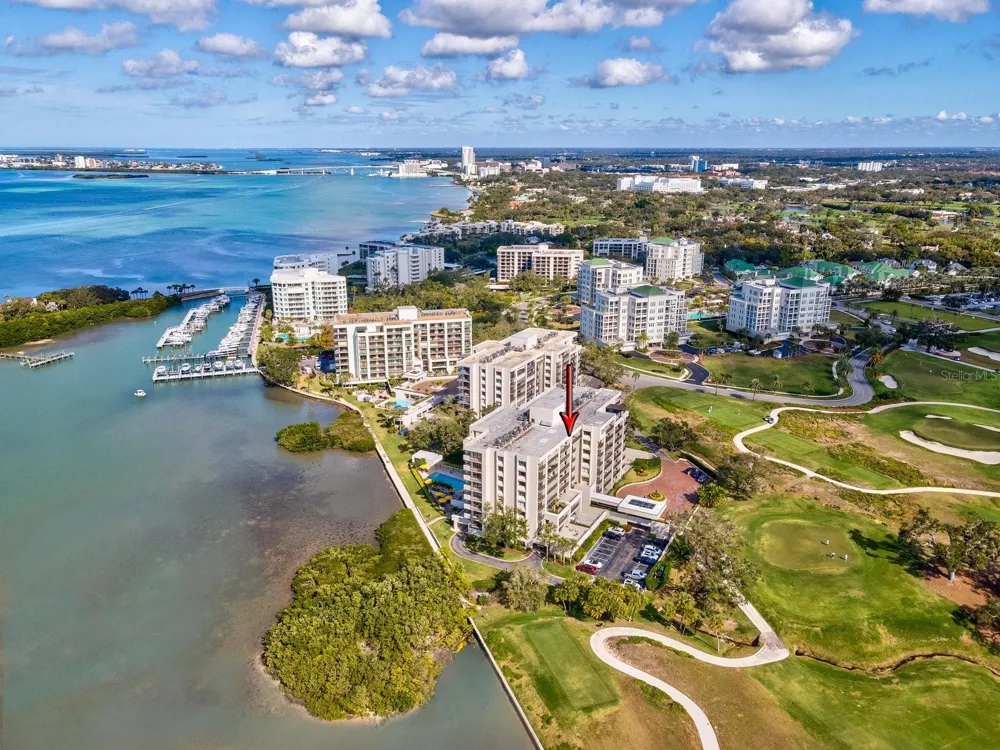 4 BELLEVIEW BOULEVARD #804 Belleair, FL 33756