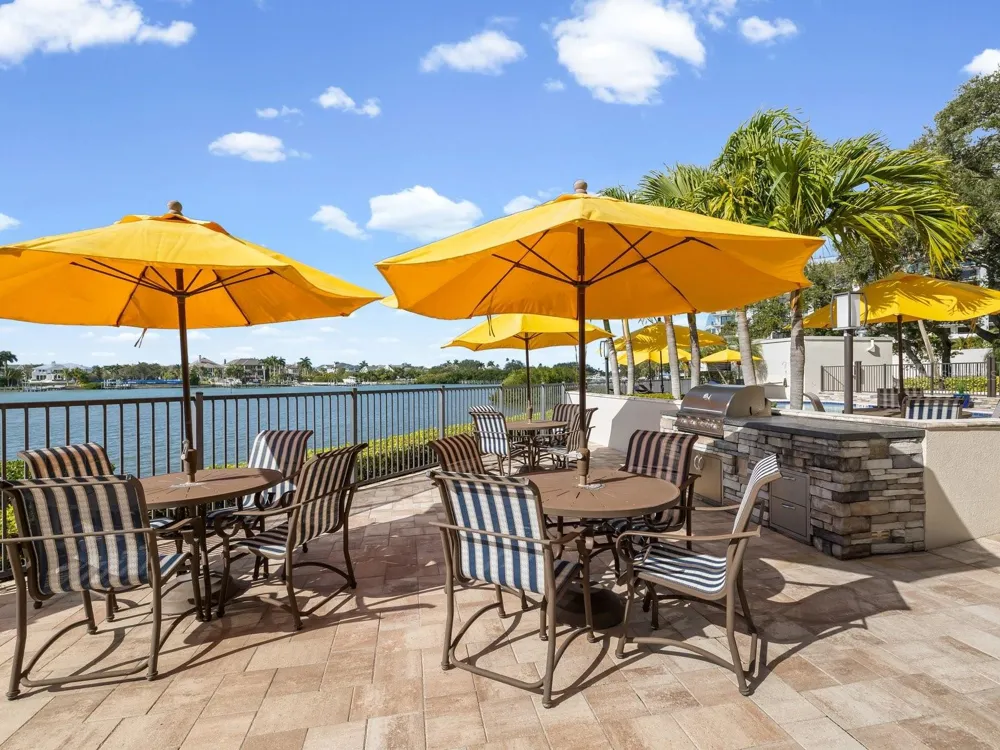 4 BELLEVIEW BOULEVARD #804 Belleair, FL 33756