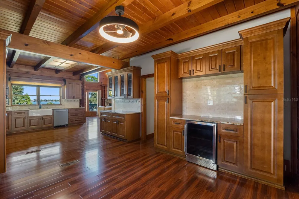 11401 THONOTOSASSA ROAD Thonotosassa, FL 33592