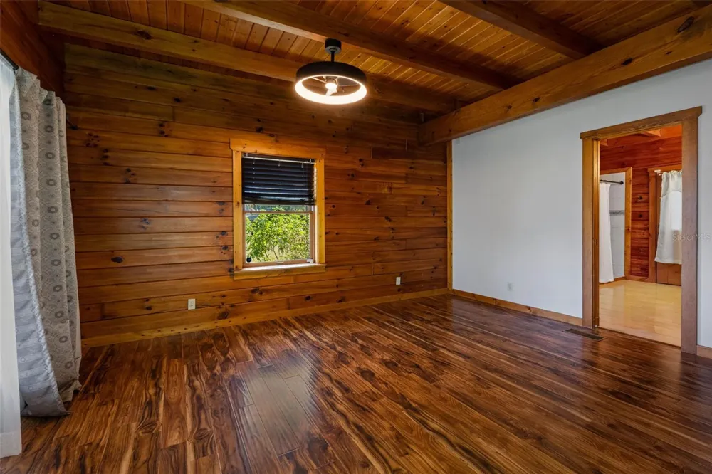 11401 THONOTOSASSA ROAD Thonotosassa, FL 33592