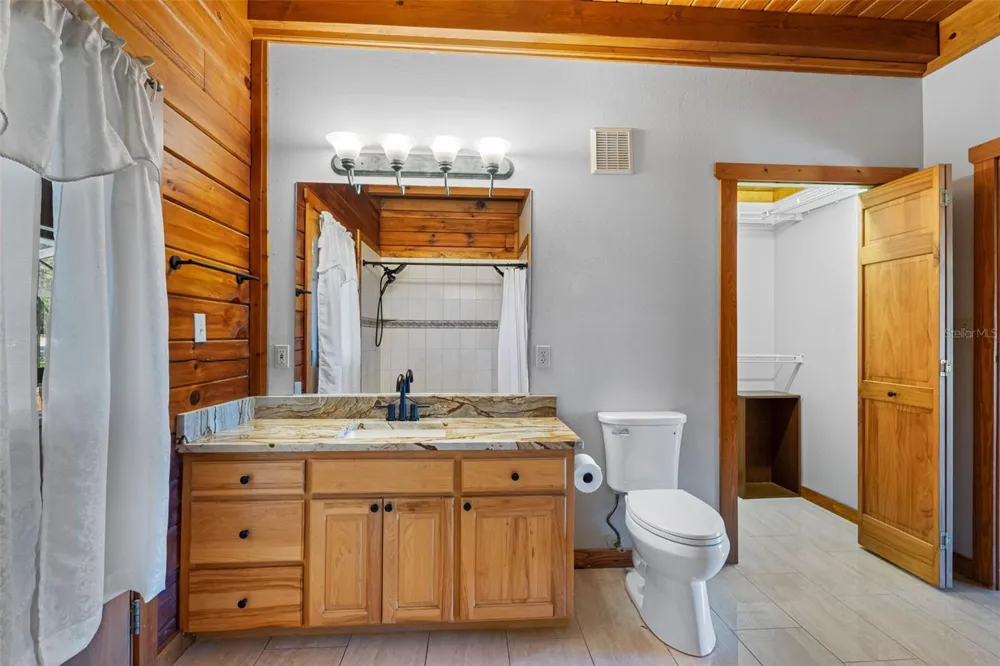 11401 THONOTOSASSA ROAD Thonotosassa, FL 33592