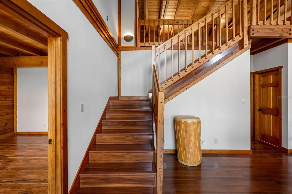 11401 THONOTOSASSA ROAD Thonotosassa, FL 33592