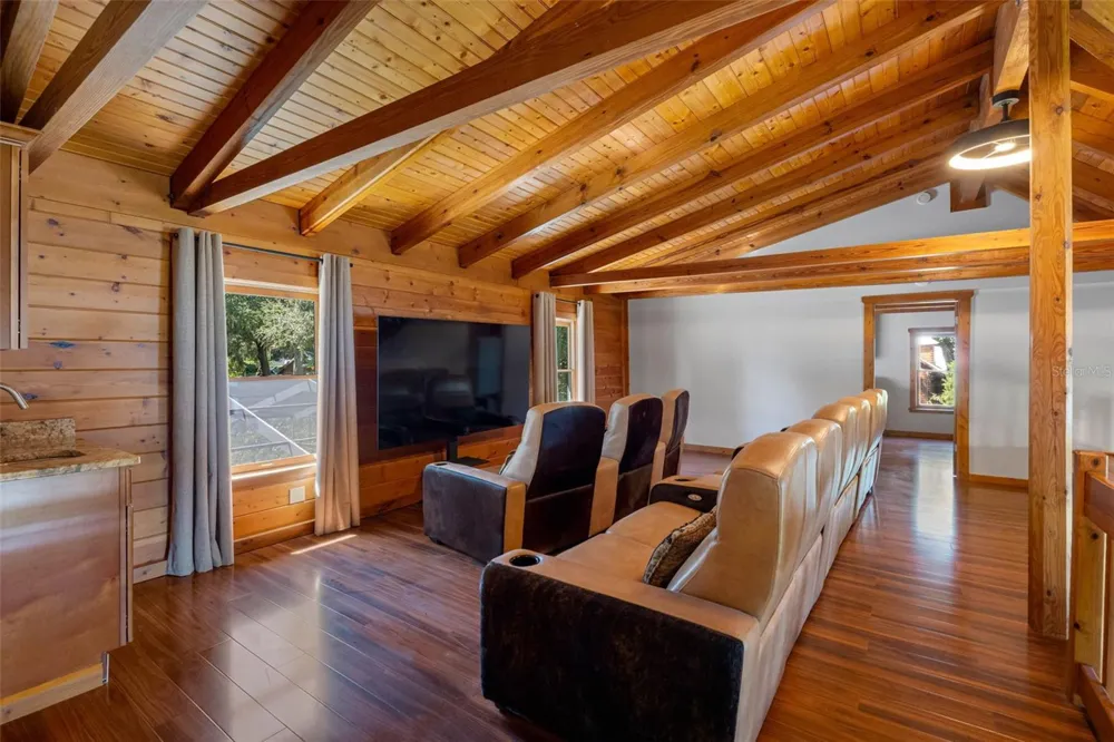 11401 THONOTOSASSA ROAD Thonotosassa, FL 33592