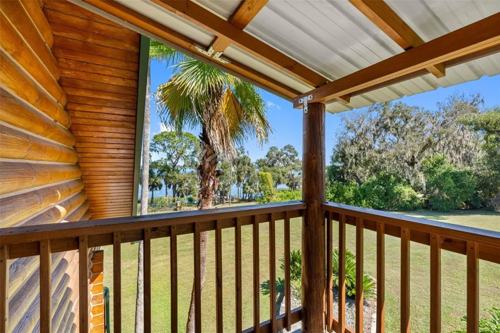 11401 THONOTOSASSA ROAD Thonotosassa, FL 33592