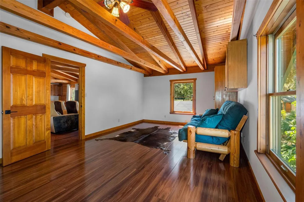 11401 THONOTOSASSA ROAD Thonotosassa, FL 33592