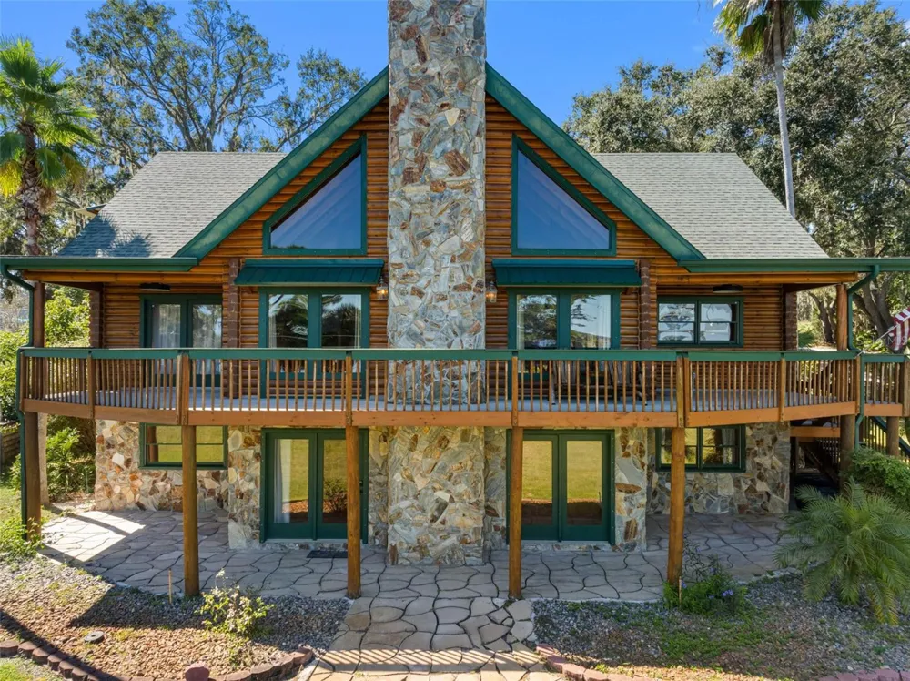 11401 THONOTOSASSA ROAD Thonotosassa, FL 33592