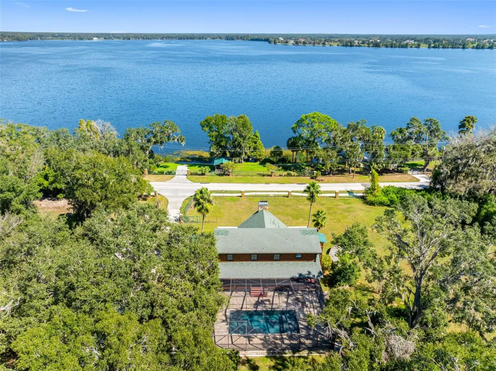 11401 THONOTOSASSA ROAD Thonotosassa, FL 33592