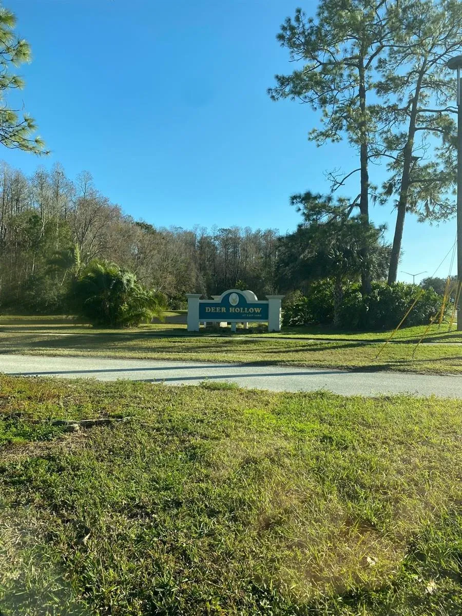 1333 SHADY PINE WAY #D Tarpon Springs, FL 34688