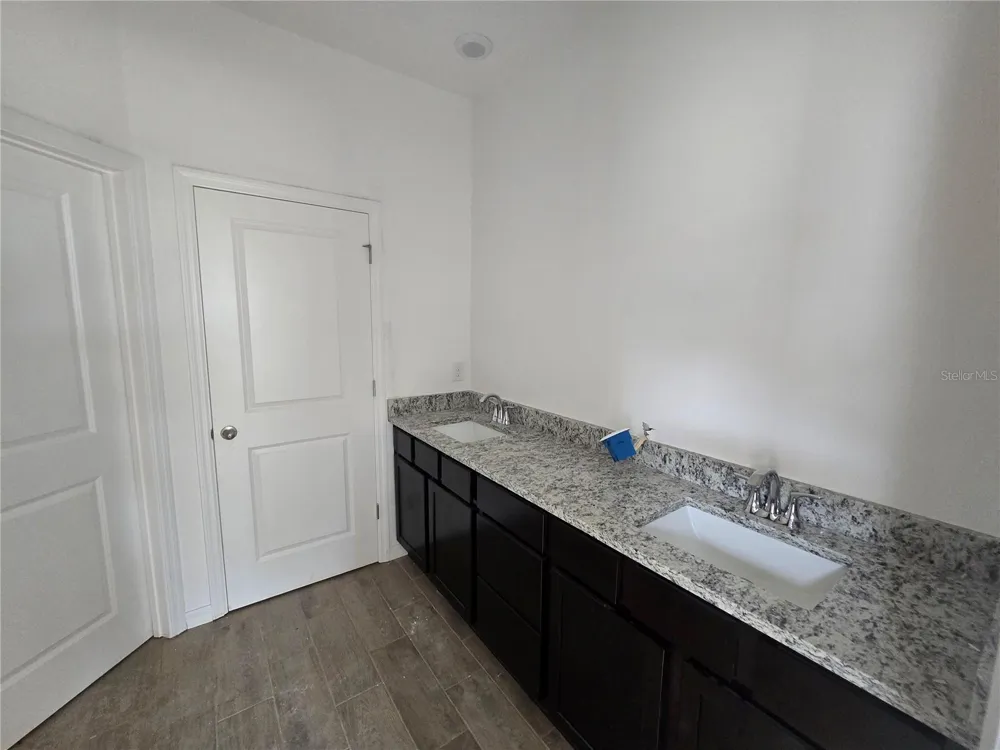 6470 CHORUS DRIVE Mascotte, FL 34753