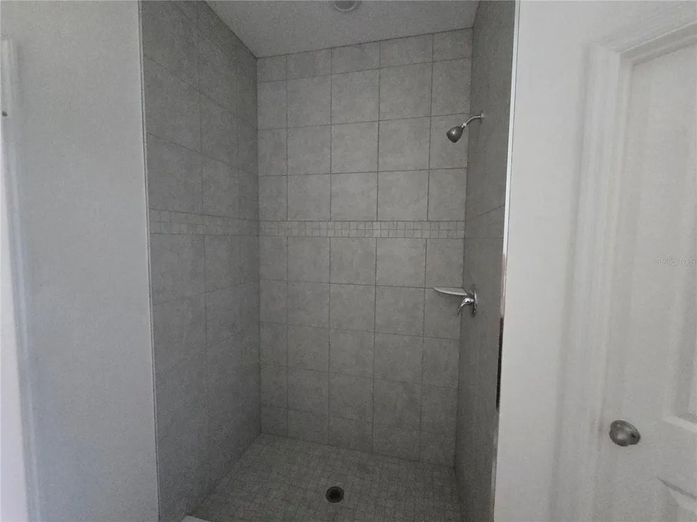 6470 CHORUS DRIVE Mascotte, FL 34753