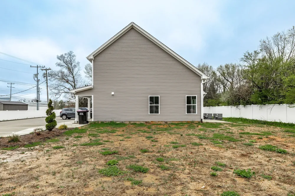 100 Billy Robb St #C Greenbrier, TN 37073