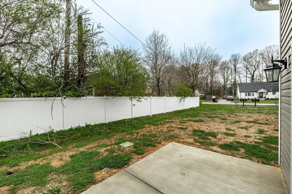 100 Billy Robb St #C Greenbrier, TN 37073