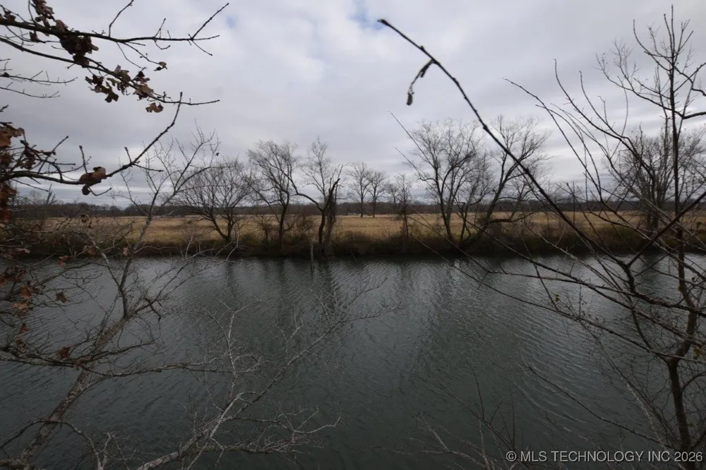 100257 Hwy 100 Gore, OK 74435