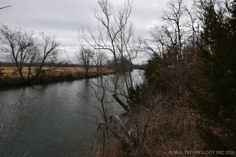 100257 Hwy 100 Gore, OK 74435