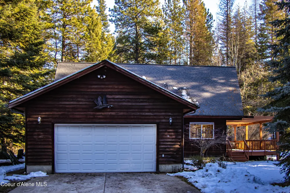 608 Meadowlark Lane Sandpoint, ID 83864