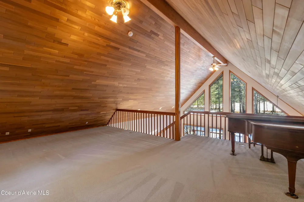 608 Meadowlark Lane Sandpoint, ID 83864