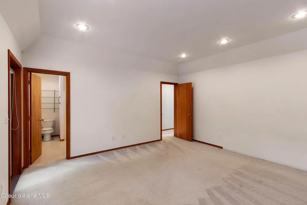 608 Meadowlark Lane Sandpoint, ID 83864