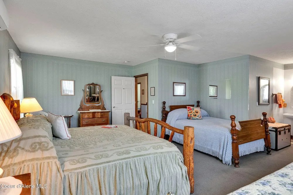 134 FREDERICK AVENUE Harrison, ID 83833