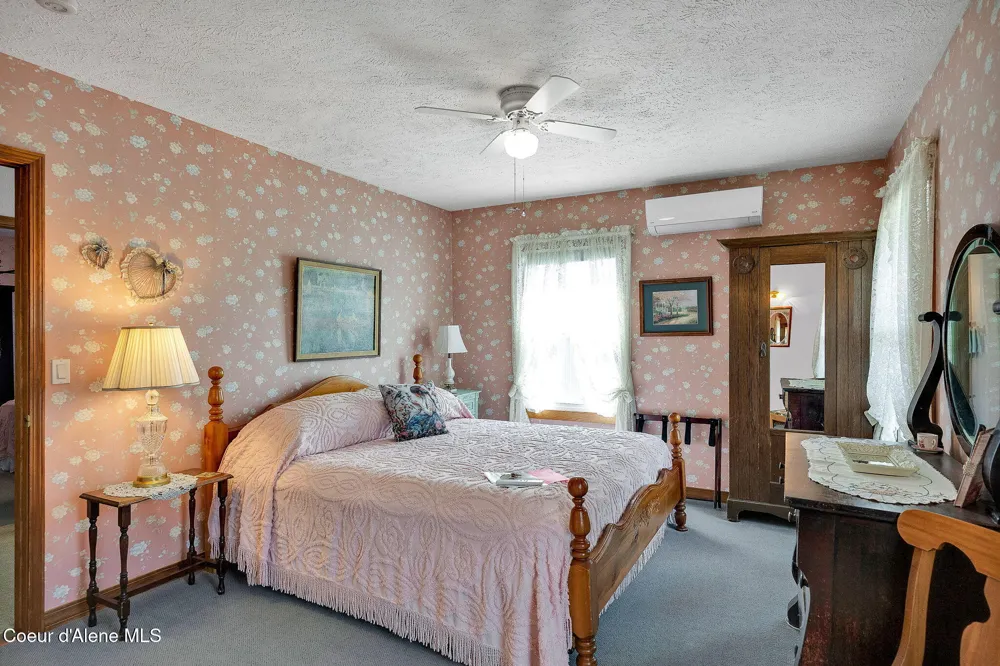 134 FREDERICK AVENUE Harrison, ID 83833