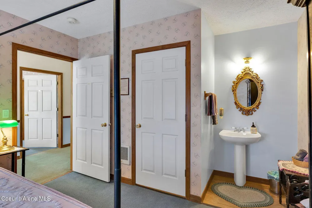 134 FREDERICK AVENUE Harrison, ID 83833