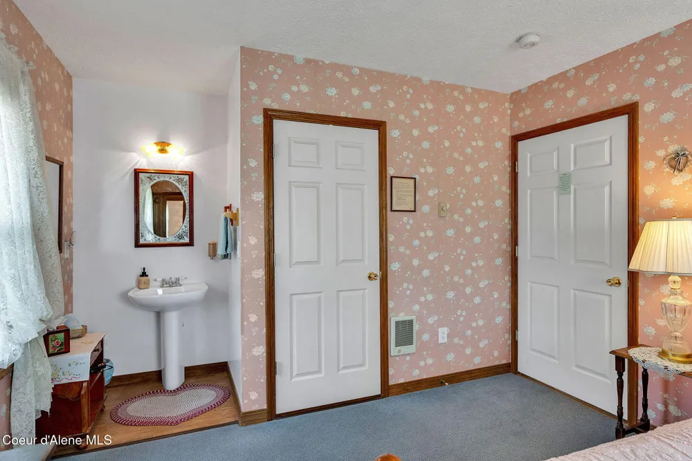 134 FREDERICK AVENUE Harrison, ID 83833