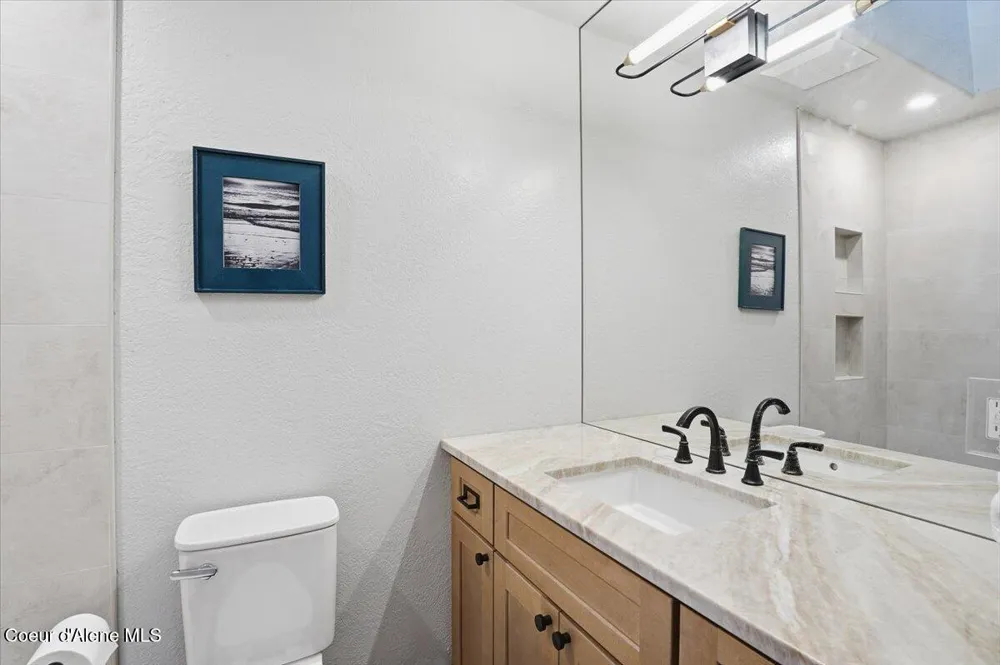 311 S Third Avenue Sandpoint, ID 83864